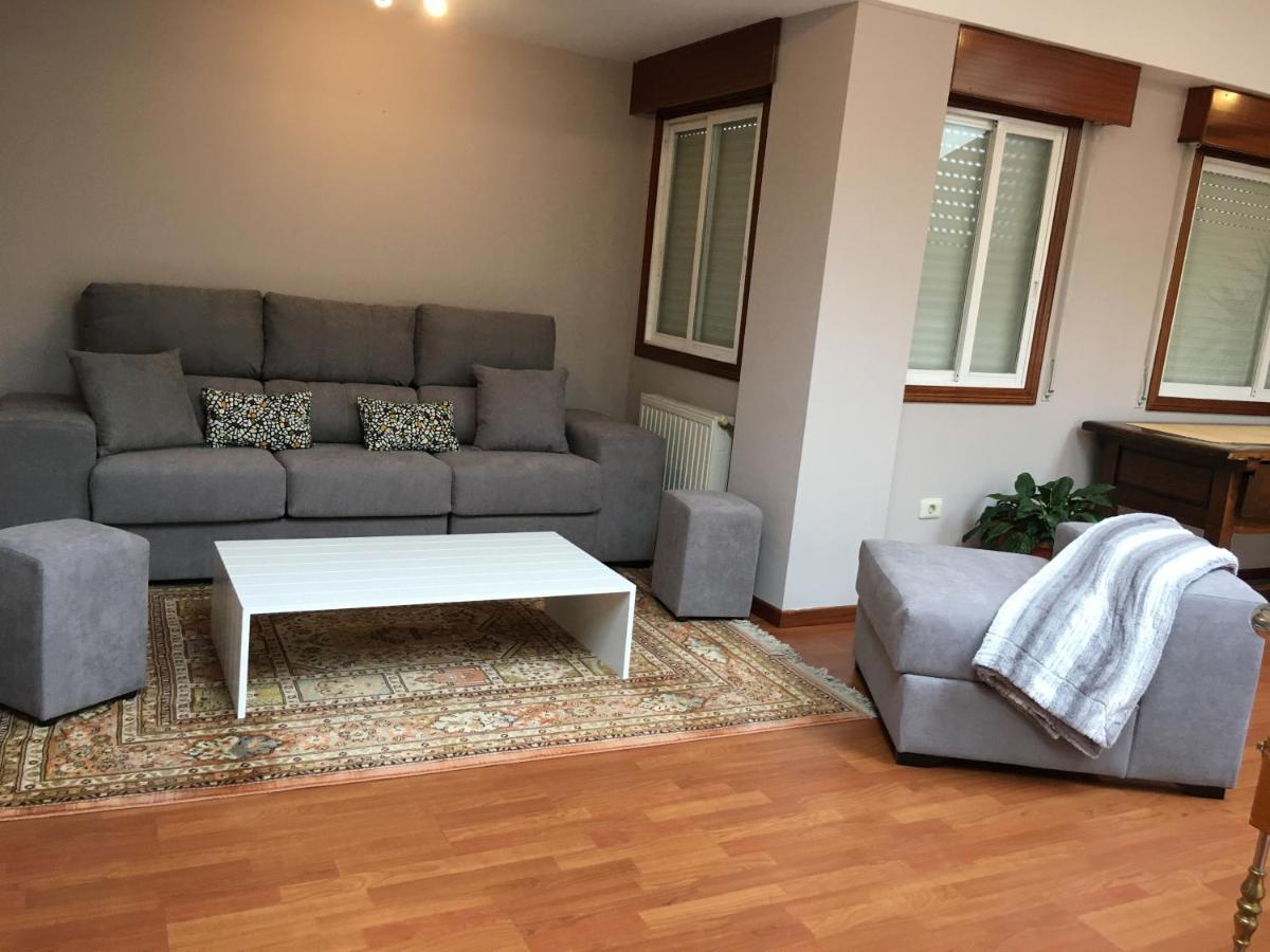 דירות Duplex Rosalia De Castro. ריבאדאביה מראה חיצוני תמונה