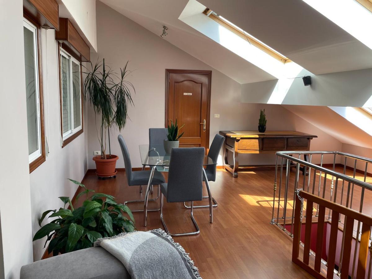 דירות Duplex Rosalia De Castro. ריבאדאביה מראה חיצוני תמונה