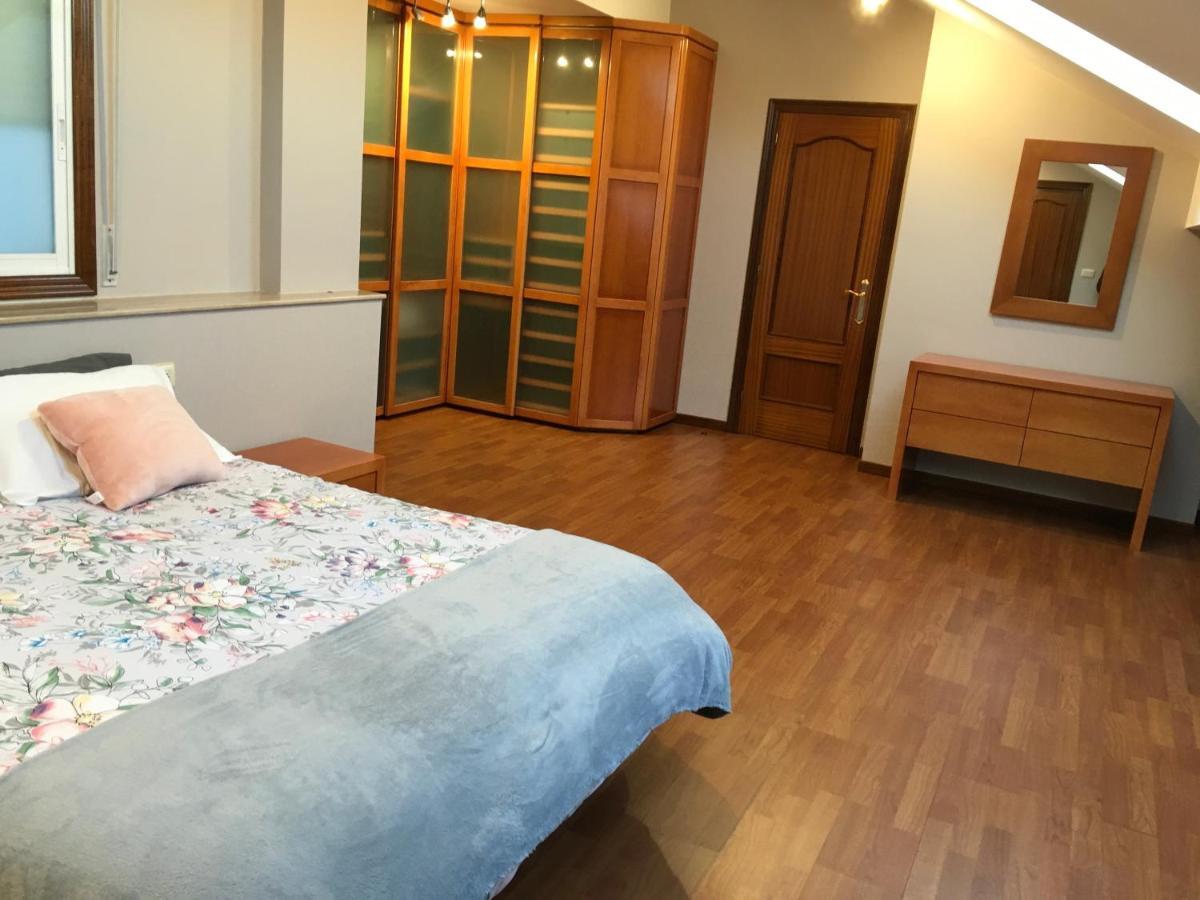 דירות Duplex Rosalia De Castro. ריבאדאביה מראה חיצוני תמונה